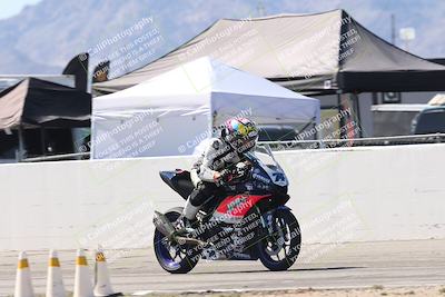 media/Oct-05-2025-CVMA (Sun) [[beeef4f201]]/Race 11-500-400(4)-350 Supersport/